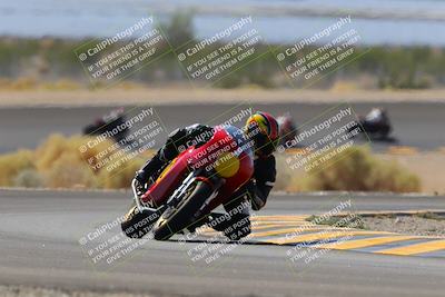 media/Oct-08-2022-SoCal Trackdays (Sat) [[1fc3beec89]]/Turn 14 (1050am)/